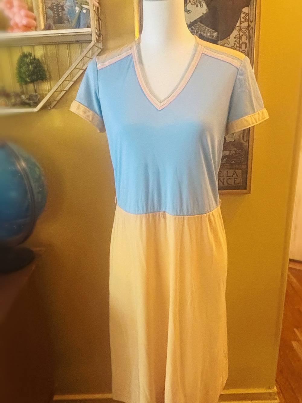 Vintage 80s V-Neck Colorblock Dress